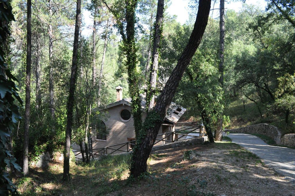 Casa Rural Ermita Santa Maria De La Sierra Villa Arroyo Frio Szoba fotó